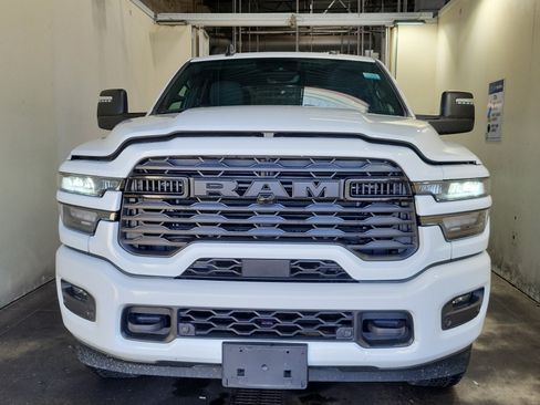 Used 2026 RAM 2500 Big Horn AWD/4WD image 3