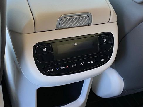 Used 2026 Hyundai Ioniq 9 SEL image 27