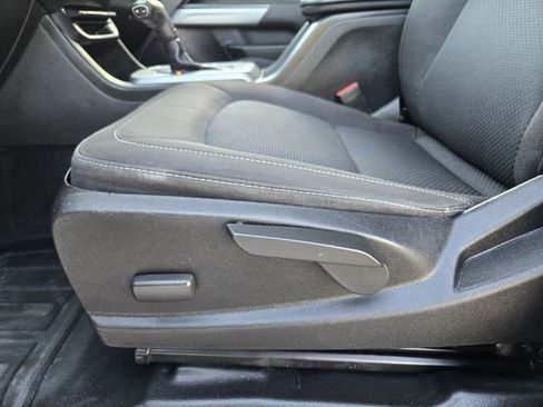 Used 2021 Chevrolet Colorado LT w/ Fleet Safety Package image 24