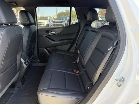 New 2026 Chevrolet Equinox LT w/ Convenience Package II image 25