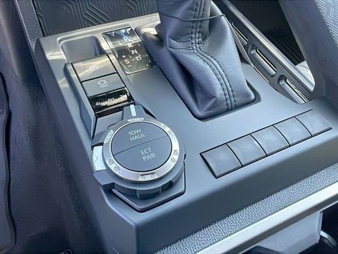 New 2026 Toyota Tacoma SR5 AWD/4WD image 16