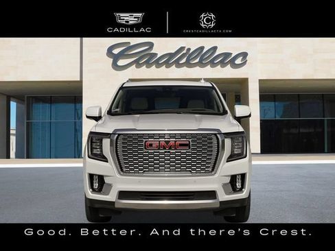 Used 2021 GMC Yukon Denali w/ Denali Premium Package AWD/4WD image 8