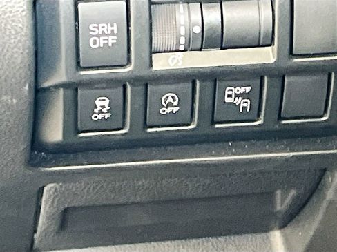 Used 2023 Subaru Crosstrek 2.5i Limited w/ Moonroof Package image 10