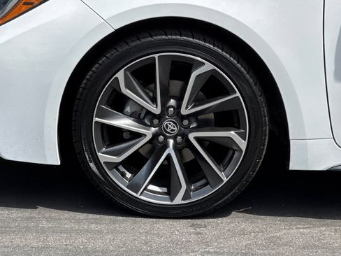 Certified 2022 Toyota Corolla SE w/ Carpet Mat Package (TMS) FWD image 32