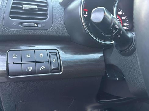 Used 2013 Kia Sorento EX image 35