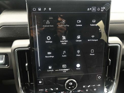 New 2026 GMC Yukon XL Denali w/ Denali Reserve Package image 16