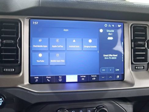 Used 2025 Ford Bronco Outer Banks AWD/4WD image 22
