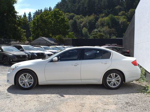 Used 2012 INFINITI G37 Journey w/ Premium Pkg RWD image 9