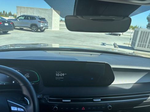 Used 2025 Hyundai Palisade SEL FWD image 17