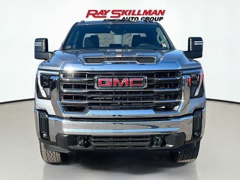 Used 2026 GMC Sierra 2500 SLE w/ SLE Value Package; image 2