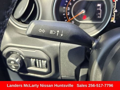 Used 2021 Jeep Gladiator Sport AWD/4WD image 27