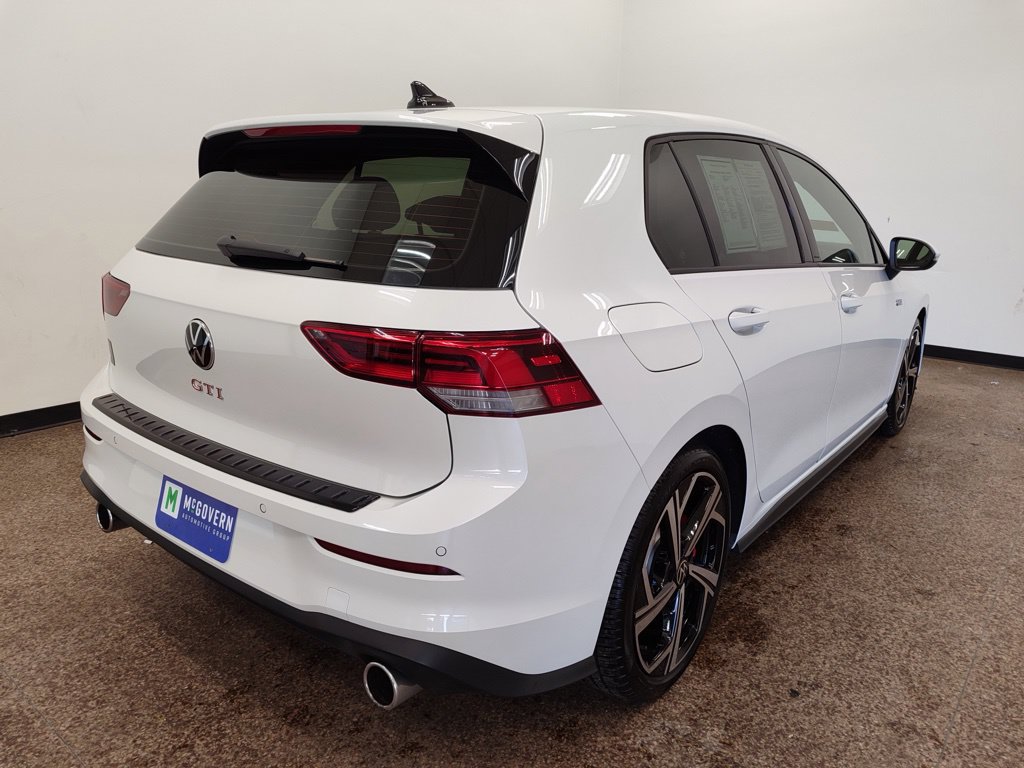 Used 2025 Volkswagen GTI SE FWD image 6