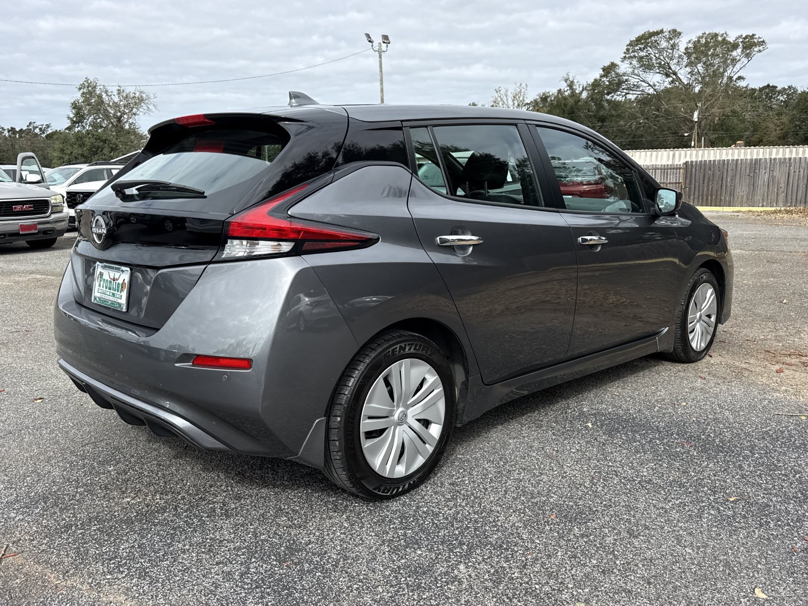 Used 2025 Nissan Leaf S FWD image 5