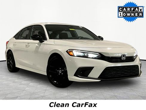 Used 2023 Honda Civic Sport image 3