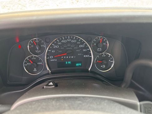 New 2025 Chevrolet Express 2500 w/ Driver Convenience Package image 18