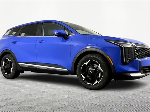 New 2026 Kia Sportage EX image 3