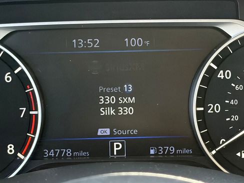 Used 2025 Nissan Altima 2.5 SV FWD image 11