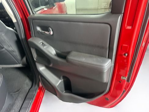 Used 2023 Nissan Frontier SV w/ SV Premium Package AWD/4WD image 29