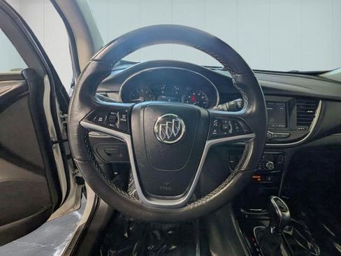 Used 2022 Buick Encore Preferred w/ Safety Package AWD/4WD image 17
