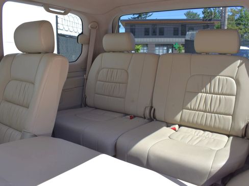Used 2007 Lexus LX 470 4WD image 45