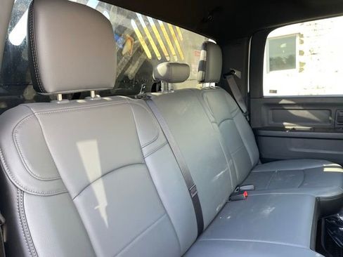 Used 2024 RAM 3500 Tradesman w/ Chrome Appearance Group image 10