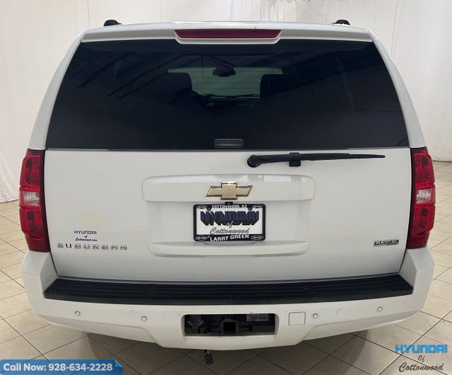 Used 2007 Chevrolet Suburban LT w/ LT Preferred Equipment Group AWD/4WD image 7