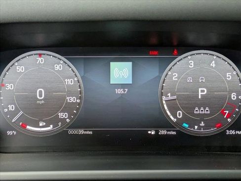 New 2026 Land Rover Defender 110 X-Dynamic SE AWD/4WD image 11