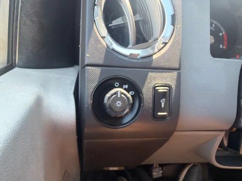 Used 2015 Ford F550 4x4 Crew Cab Super Duty image 19