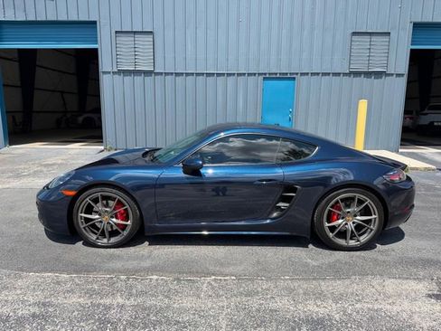 Used 2017 Porsche 718 Cayman S RWD image 78