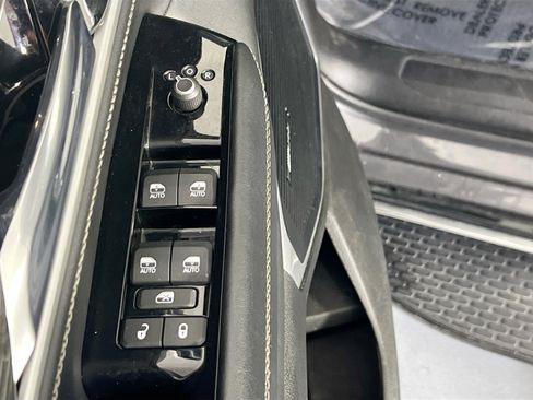 Used 2022 Jeep Wagoneer Series II image 18