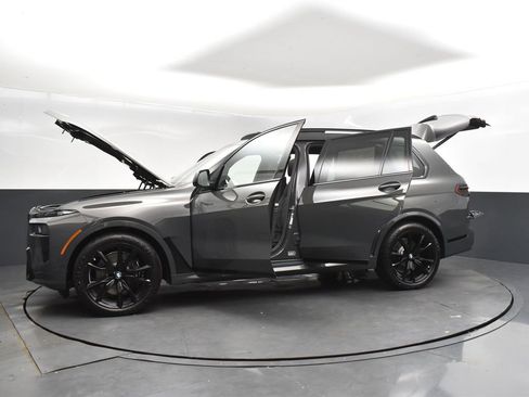 Used 2026 BMW X7 xDrive40i w/ Executive Package AWD/4WD image 49