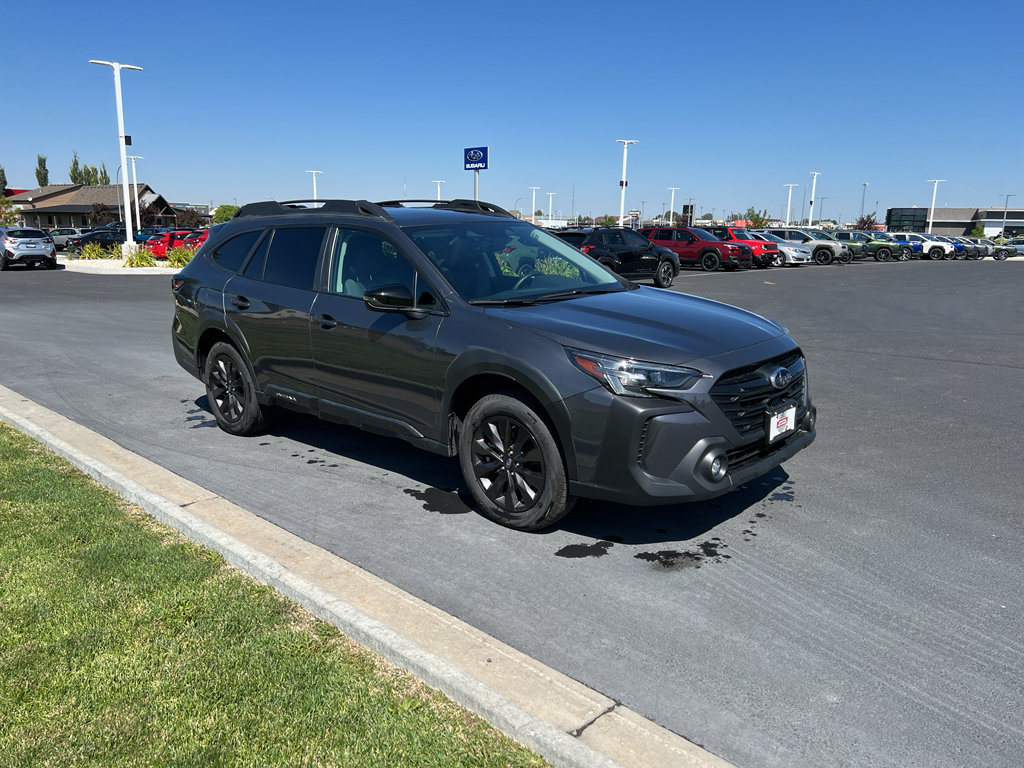 Used 2025 Subaru Outback Onyx Edition AWD/4WD image 9