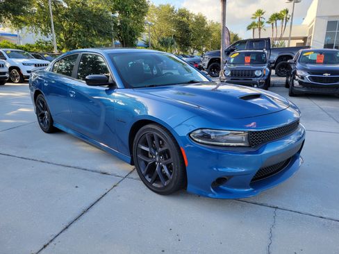 Used 2021 Dodge Charger R/T w/ Blacktop Package RWD image 4