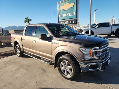 Used 2018 Ford F150 XLT w/ Equipment Group 302A Luxury image 2