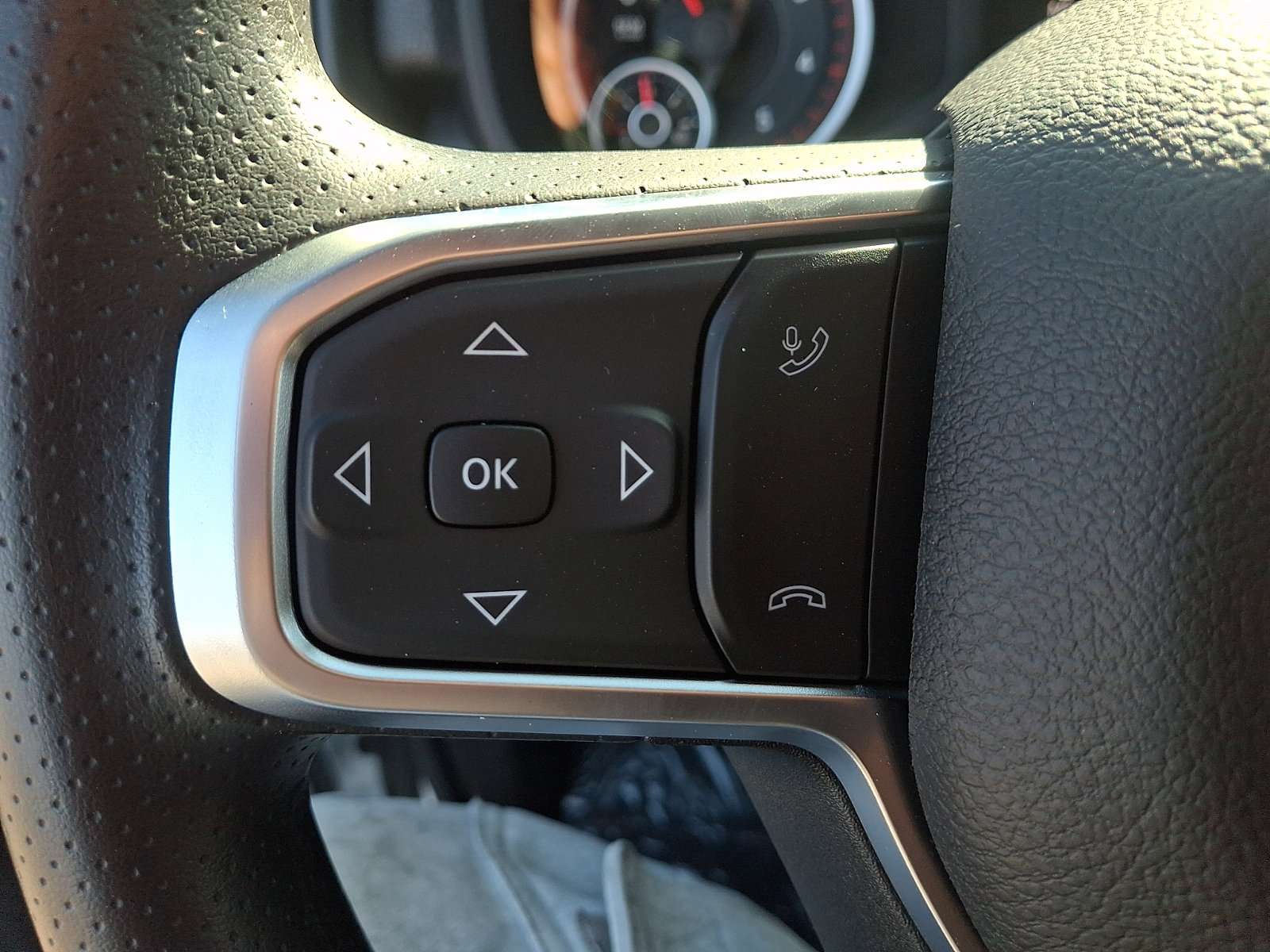 New 2027 RAM 3500 Tradesman AWD/4WD image 17