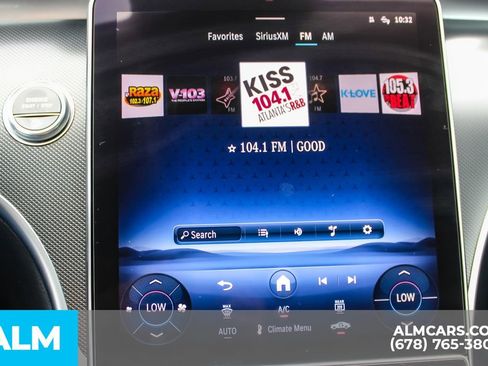 Used 2025 Mercedes-Benz C 300 Sedan image 32