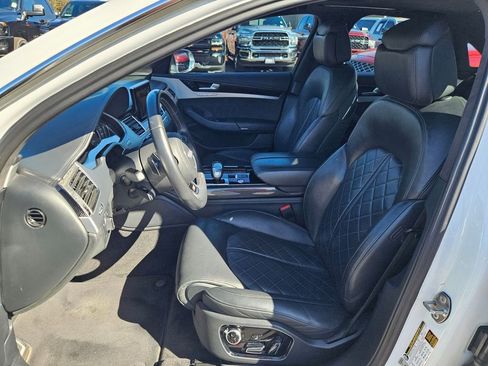 Used 2014 Audi S8 image 12