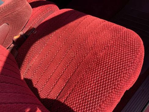 Used 1998 Chevrolet Silverado 1500 4x4 Regular Cab w/ Preferred Equipment Group 2 image 15