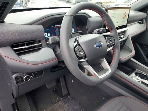 New 2026 Ford Explorer ST-Line image 9