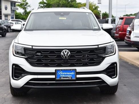 Used 2024 Volkswagen Atlas SEL Premium R-Line AWD/4WD image 4