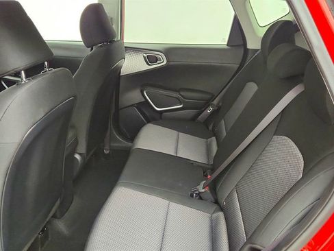Used 2024 Kia Soul LX w/ Option Group 015 FWD image 18