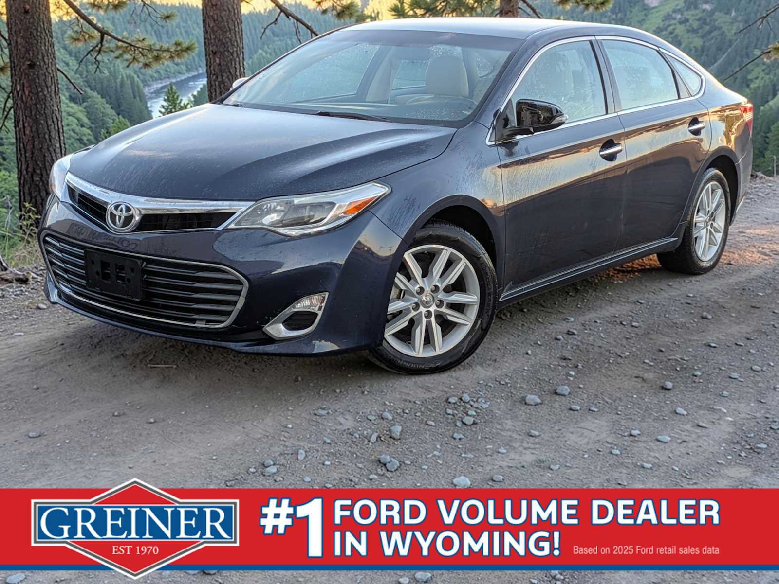 Used 2014 Toyota Avalon XLE FWD image 1