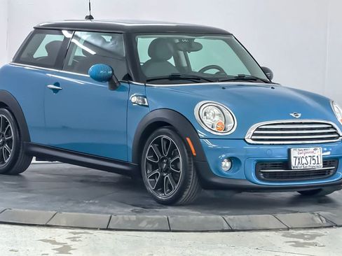 Used 2013 MINI Cooper Hardtop image 9