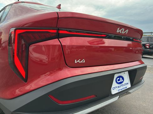 Used 2025 Kia K4 FWD image 40