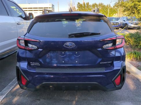 Certified 2024 Subaru Crosstrek 2.0i Premium w/ Crosstrek Mirror Package image 4