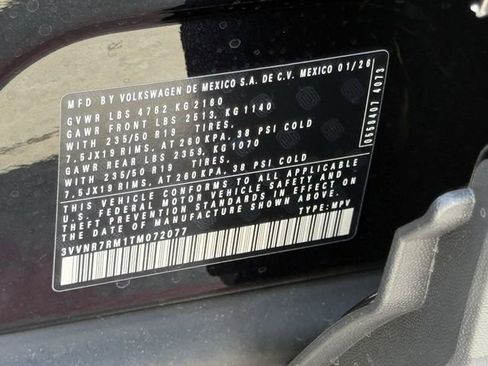 New 2026 Volkswagen Tiguan SE image 22