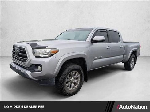 Used 2018 Toyota Tacoma SR5 AWD/4WD image 1