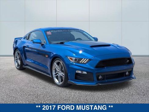 Used 2017 Ford Mustang GT Premium RWD image 7