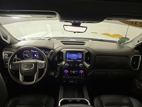 Certified 2020 GMC Sierra 3500 Denali w/ Denali Ultimate Package AWD/4WD image 13