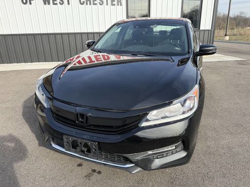 Used 2017 Honda Accord EX image 2
